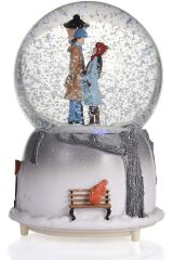 Sevgili Kış Temalı Kar Küresi Işıklı Müzikli Püskürtmeli Kar Küresi Büyük Boy